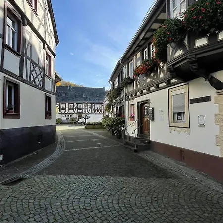 Daire Stilvolle Auszeit Im Hunsrueck-aussicht Und Komfort *