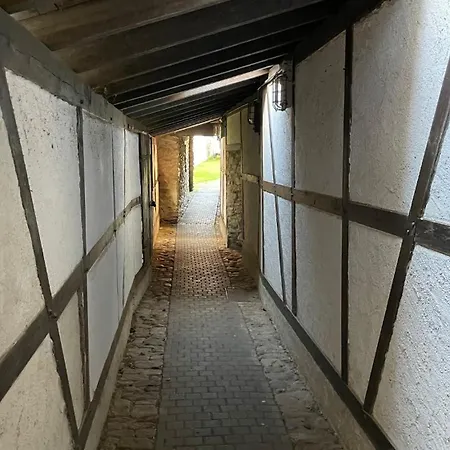 Stilvolle Auszeit Im Hunsrueck-aussicht Und Komfort Apartmán Herrstein
