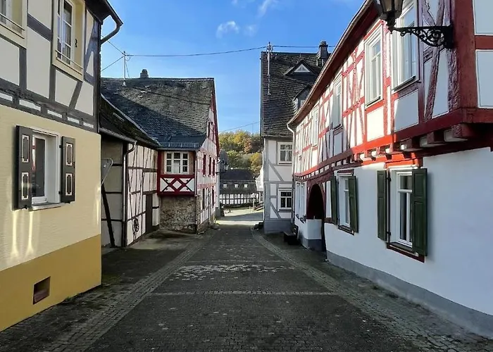 Stilvolle Auszeit Im Hunsrueck-aussicht Und Komfort
